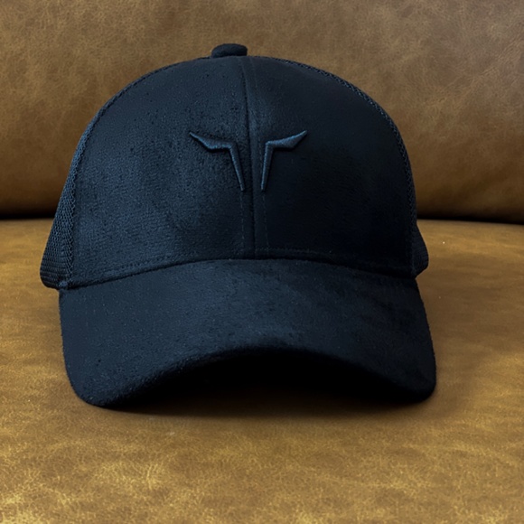 WOLF TRUCKER CAP - Picture 3 of 6